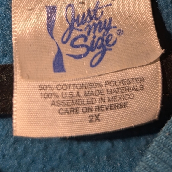 2X • Vintage • 90s Teal  Crewneck Sweater With Satin Bear Patch & Embroidery - Picture 6 of 8